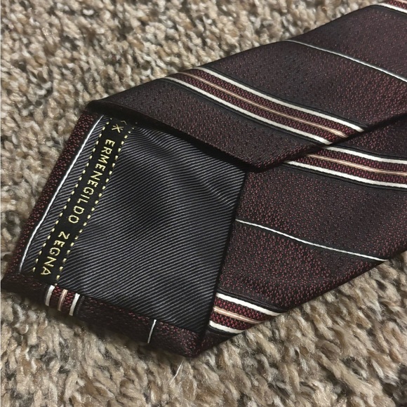 Ermenegildo Zegna Brown Striped Tie - Picture 4 of 5
